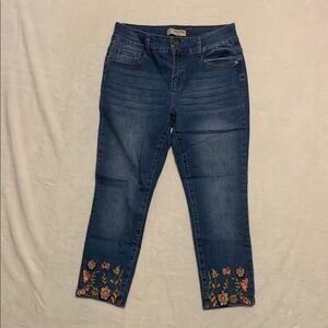 SANDPIPER Jeans Size 10P Embroidered Flowers ankle petite